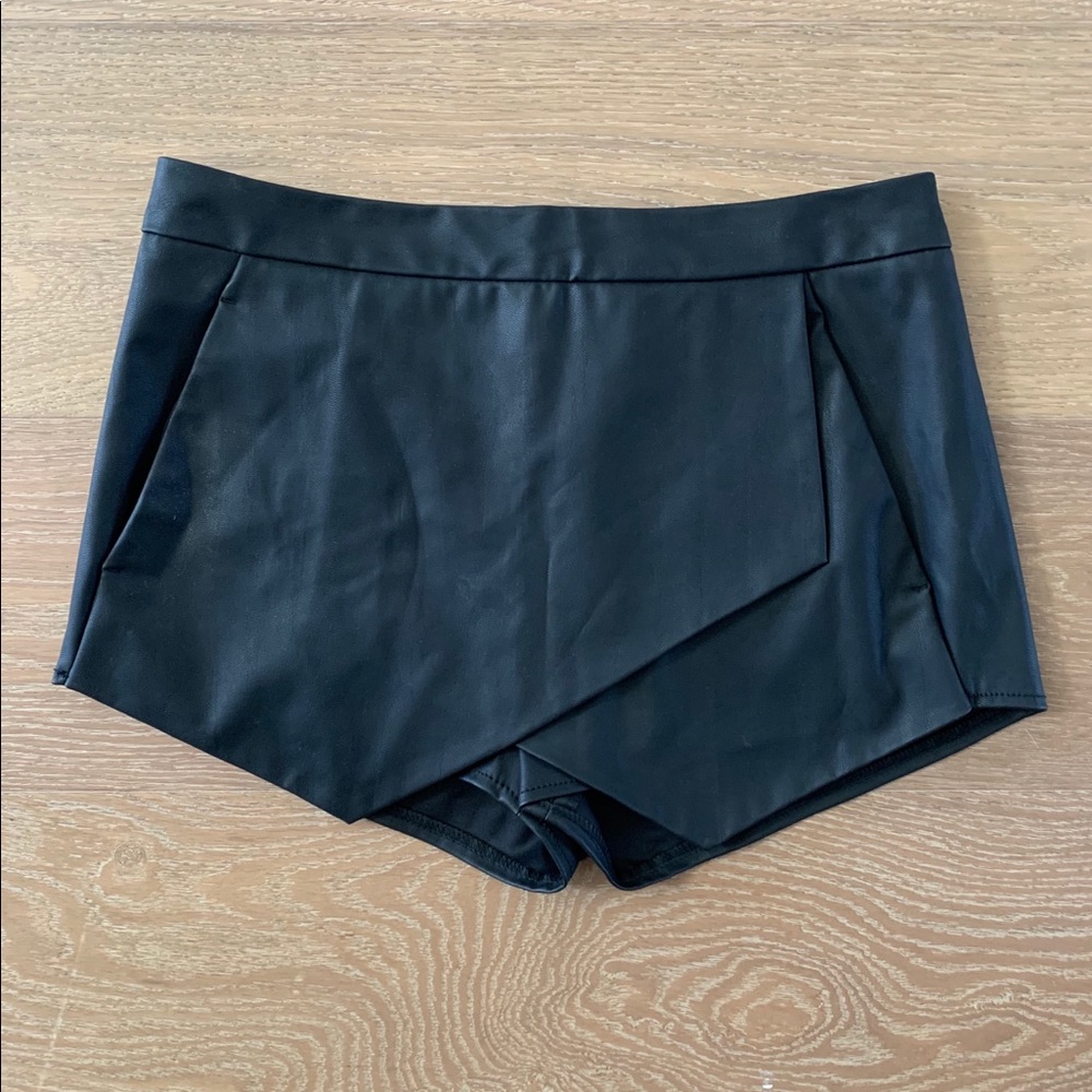 Leather crop shorts/skirt
